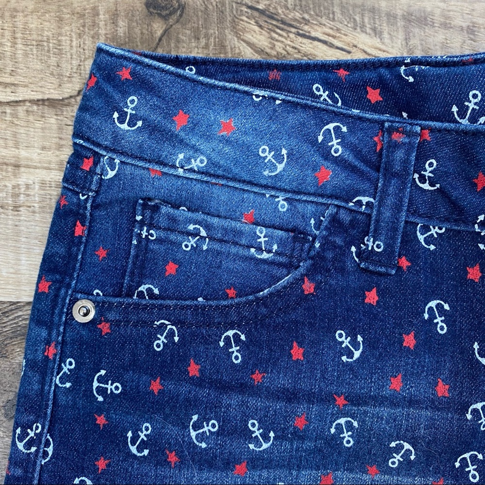 NWT Mid Rise Shortie - Picture 4 of 5